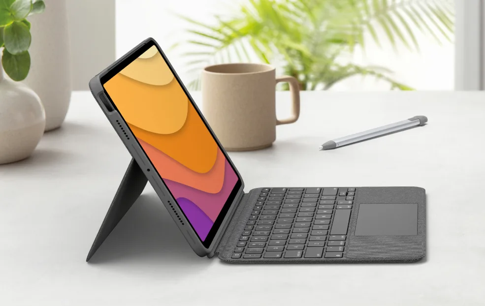 Logitech Combo Touch